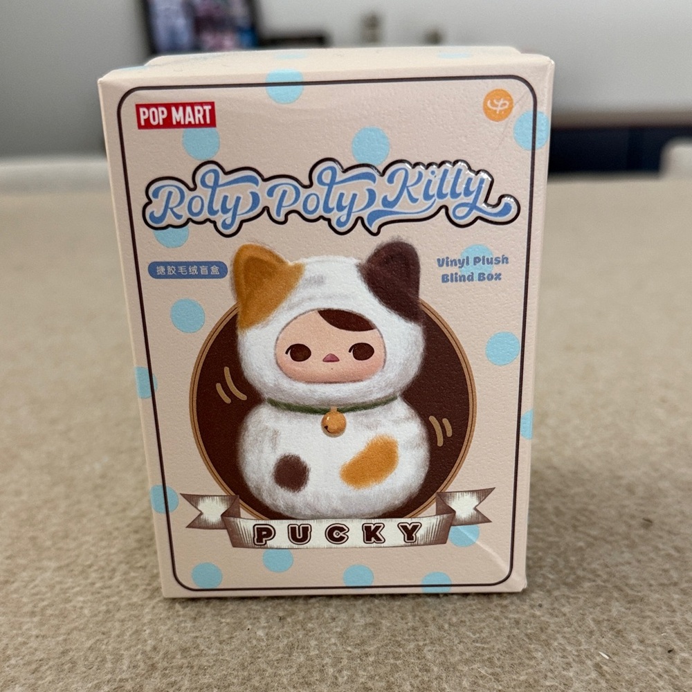 POP MART Roly Poly Kitty Vinyl Plush Blind Boxes